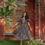 Priya Venkat Instagram - Next post tomorrow 😉 For @athiradesigns Captured by @harini_sarathy