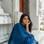 Priya Venkat Instagram - The universe will make it happen.. 🪐 For @athiradesigns Captured by @harini_sarathy #love #spirituality #photoshoot #priyavenkat #universe