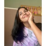 Priya Venkat Instagram - 😊😁 #priyavenkat #spirituality #love