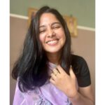 Priya Venkat Instagram - 😊😁 #priyavenkat #spirituality #love