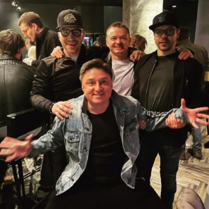 Pyotr Buslov Instagram - На премьере нового фильма Гая Ричи!!🎥🌟🔜ГНЕВ🔥🔥🔥Отличное кино!!!📽😎👈