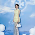 Qin Lan Instagram - 来了一趟云上旅行☁️ 还见到了许多老朋友～ @toryburch #ToryBurch #ToryBurchSingapore #tmonogram