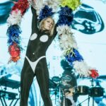 Róisín Murphy Instagram - Hola Buenos Aires! 📸 @primaverasoundbuenosaires a couple of days ago, thank you to brilliant crowd! Let’s do it all again TONIGHT but let’s go deeper… @ccomplejoartmedia FULL SHOW! 💋 Picture by @ligiamajul #roisinmurphy #roisinmurphylive #primaverasound #primaverasoundbsas