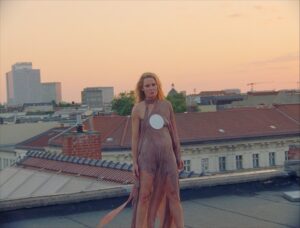 Róisín Murphy Instagram - I spent a crazy, fun day in Berlin with the most wonderful, dedicated team making this shoot for @voguegermany 🖤 link for full story in stories 

My new album ‘Hit Parade’ is out! BUY, STREAM AND SAVE NOW! 

Interview: @mariahunstig; Director: @stiniroehrs; DoP: @louislustermann; Styling: @nikipauls; Hair: @dushan___petrovich; Make-up: @stephaniekunzmakeup; Production: @akkurat.studios, @louise_cpc; Video Edit: @matthias_graatz; Colour: @m.y.l.e.s @studio__rm; Steadicam: @steadicamop_de 

#roisinmurphy #voguegermany #photoshoot #fashionshoot #berlin #fashion #hitparade