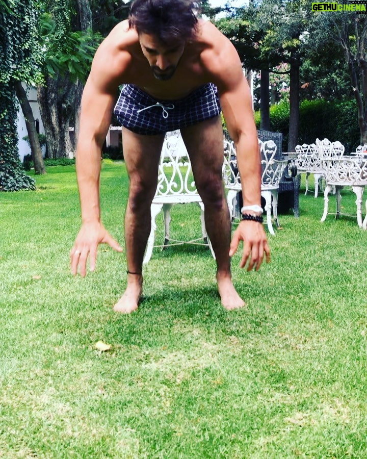 Raúl Coronado Instagram - Entrenamiento 💪 !! Buendía Banda !!! #training #mexico #latino #happy #buendia #goodvibes