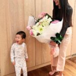 Race Wong Instagram - Receiving flowers from my son is a whole new level of joy even though I know he didn’t buy them 🥰. Dayton helped daddy to gift me flowers to celebrate our 7th wedding anniversary. Can’t be more thankful to be married to my hubby, otherwise I wouldn’t have Cara and Dayton 😆 #7years #love Singapore