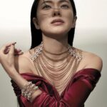 Race Wong Instagram - Thank you @prestigesg for featuring my sister @missracewong on your November cover and capturing her life journey so beautifully. As I read the article, I was completely immersed, feeling as though I was walking alongside her every step of the way toward her current success. Your portrayal truly does justice to her incredible journey. Thank you for honoring her and bringing her story to life. 🌹 Which is your favorite look of Race? #prestige #covergirl #singapore #racewong @cartier #2R #proudsister #rosannewong Singapore 新加坡