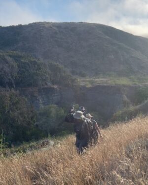 Rae Wynn-Grant Instagram - It’s been over 1 month since we announced the return of the iconic show @wildkingdomtv & my role as the newest co-host. It still feels surreal, except when i’m huffing & puffing, sweating profusely on camera and avoiding wild animal bites. As a trained biologist, I’m able to get up close & personal with many of these animals, but please don’t do this at home
1: Argentinian Tegu
2: Press Release Day
3: No spoilers but trust me it’s GOOD
4: A different type of surreal feeling 💅🏾
5: The hardest working crew
6: The man, the myth, the legend, my co-host and new bff @peterwgros 
7: Episode 1 wrap 🎬
8: The original show that inspired my career