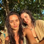 Rafa Kalimann Instagram - Caraíva lavou minha alma (literalmente), profundo e espiritual como é Bahia. eu mergulho na sua grandeza e me deixo ser sempre que posso. sou feliz ali e sinto que isso diz muito sobre mim. fui de encontro comigo e floresci em poucos dias. até breve, espero. Caraíva, Bahia.