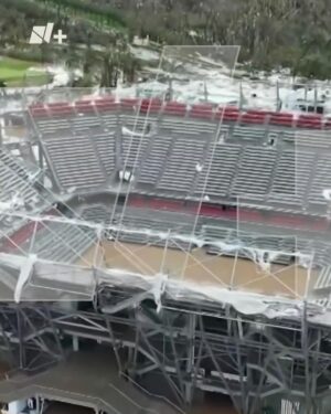 Rafael Nadal Instagram - Triste viendo las imágenes de la destrucción por el huracán Otis en el lugar donde tantas veces jugué. Ánimo y fuerza #Acapulco 🇲🇽