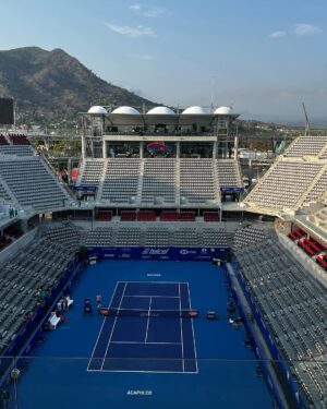 Rafael Nadal Instagram - Triste viendo las imágenes de la destrucción por el huracán Otis en el lugar donde tantas veces jugué. Ánimo y fuerza #Acapulco 🇲🇽
