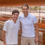 Rafael Nadal Instagram - ¡Visitas de las que hacen mucha ilusión! ☺️ ¡Gracias @marcmarquez93 por venir a conocer la @rafanadalacademy y el @rafanadalmuseum! ¡Nos vemos pronto y suerte! 💪🏼 Rafa Nadal Academy