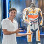 Rafael Nadal Instagram - ¡Visitas de las que hacen mucha ilusión! ☺️ ¡Gracias @marcmarquez93 por venir a conocer la @rafanadalacademy y el @rafanadalmuseum! ¡Nos vemos pronto y suerte! 💪🏼 Rafa Nadal Academy