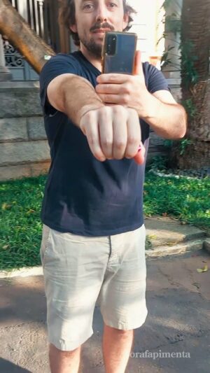 Rafael Pimenta Instagram - Se você ver na rua, CUIDADO! #soquinho #fazerobem #razoesparaacreditar 

Com @paulasilvestre__