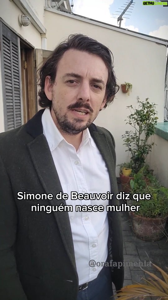 Rafael Pimenta Instagram - O segundo s3x0 é pouco. Com você, quero ir até pelo menos o milésimo. #simonedebeauvoir #filosofia #cantadas #comédia Rive Gauche Cabelereiros