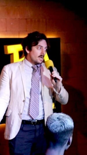 Rafael Pimenta Instagram - Chegou o momento de nós, enquanto sociedade, discutirmos o limite do que aceitamos!

Elenco e roteiro: Rafael Pimenta
Edição: Guilherme Souza
Redes Sociais: Amanda Misturini e Sabrina Porto

#rafaelpimenta #humor #standup #standucomedy #sociedade