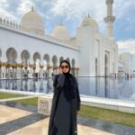 Rahma Riyad Instagram - 🤍 #RahmaRiad | #رحمة_رياض Shaikh Zayed Mosque - Abu Dhabi