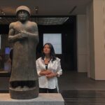 Rahma Riyad Instagram - . متحف @louvreabudhabi من اجمل الاماكن اللي موجوده #في_أبوظبي جمال المكان والقصص الموجوده بي شي خيال كل زاويه تحجي قصه وتاريخ متعه لا تنتهي قضيت 5 ساعات بدون ما احس #FindYourPace #RahmaRiad | #رحمة_رياض Louvre Abu Dhabi