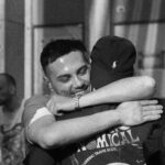 Raige Instagram - Ieri sera a #Milano per la prima del documentario dei @therealonemic X @essemagazine. È stato davvero emozionante, serate come questa rimangono per sempre e poi ancora per un po’. Alla fine questo grande viaggio della musica mi ha regalato, tra le altre cose, amici, fratelli e compagni di viaggio. Vecchi e nuovi, vicini e lontani. Onemic X Sempre ❤️ Foto del solito, magico @nicola.vallarella Cinema Beltrade
