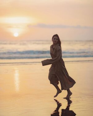 Raisa Andriana Instagram - Kaulah alasan.. ku tak lagi…. (Isi sendiri)