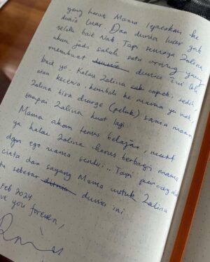 Raisa Andriana Instagram - 5 tahun berlalu begitu saja, my little baby has grown to be my little bestie 🫶🏻 I love you more than anything Zawi. Udah ah Mama mo nangis.
