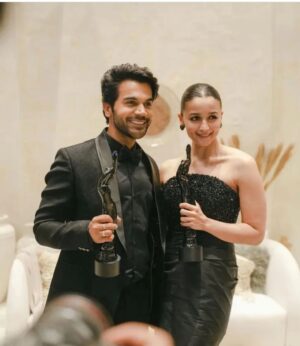 Rajkummar Rao Instagram - 😍❤️Such a wonderful evening it was. So many deserving people got the awards. Was truly happy to see #Vadh winning some important awards and  #Badhaai to @aliaabhatt for her big win. Truly deserving. @filmfare