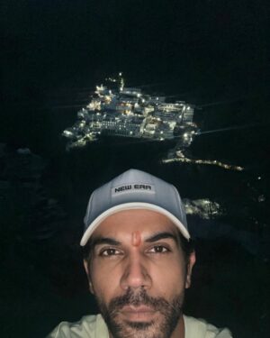 Rajkummar Rao Instagram - जय माता की 😇❤️