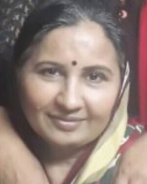 Rajkummar Rao Instagram - It’s been 7 years Maa. Miss you today.. Miss you everyday but I know you are there with me. Take care of your parents guys. Tell them you love them. ❤️❤️