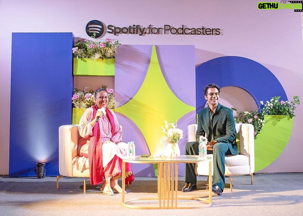 Rajkummar Rao Instagram - Spotify Podcasters’ Day 2023, an evening where we came together to celebrate the podcasting community and their stories. 🫶🏻 When it comes to great stories, who better than @rajkummar_rao to share his thoughts on the power of storytelling in a stellar interview with @barkha.dutt! So here’s to these amazing podcasters, the connections we create and amplifying voices 🙌🏼 #spotifypodcastersday2023