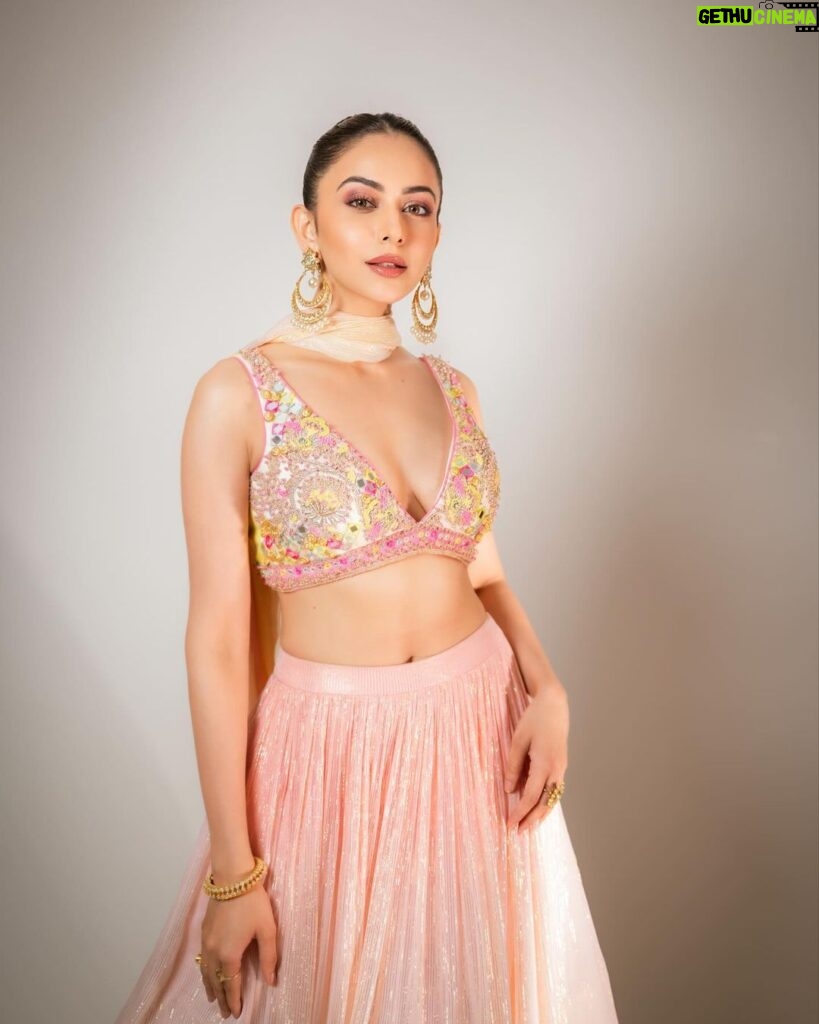 Rakul Preet Singh Instagram - Blush tones 🌸 Outfit @monikanidhii Jewellery @sanzanyjewels Styled by @anshikaav Assisted by @bhatia_tanisha Makeup @im__sal Hair @aliyashaik28 Shot by @deepak_das_photography