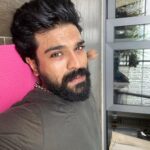 Ram Charan Instagram - Head says gym💪 & heart says 🤔 hmmmmm....