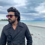 Ram Charan Instagram - And it’s a wrap in New Zealand 🇳🇿. song & it’s visuals are fabulous 🎶 @shanmughamshankar garu , @boscomartis & @dop_tirru made it even more special. @kiaraaliaadvani stunning as always 👌. @musicthaman u nailed it again 👍 . @manishmalhotra05 @aalimhakim thank you fr amazing looks. @srivenkateswaracreations