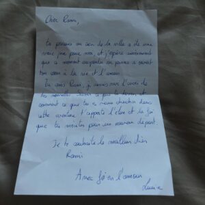 Rami Farran Instagram - *Petit post temporaire*

Bon c’est maintenant officiel , aujourd’hui marque la fin de mon aventure dans la villa. Ça m’a fait bizarre de revoir ces images parce que les émotions ressentis à ce moment là étaient très intenses. Je me sens obligé de dire un petit mot  pour fermer ce chapitre .

Je voulais commencer par vous remercier vous , ceux qui regardent et qui ont suivis nos aventures depuis le début. Merci pour vos messages , votre support , votre bienveillance. Même si je réponds pas à tout , je vois vos commentaires et ça me touche. 
Mes petits cœurs brisés : vous êtes des personnes incroyables, tous et toutes. On se sait , pas besoin d’en dire plus, je vous souhaite à tous le meilleur. Merci à vous pour cette aventure humaine . 

Finalement un grand merci à Lucie pour les conseils et surtout pour m’avoir offert un moment que je n’oublierais jamais. 
Bref , voici une petite compilation de mon aventure. 
Cœur sur vous l’équipe 🫶🏽