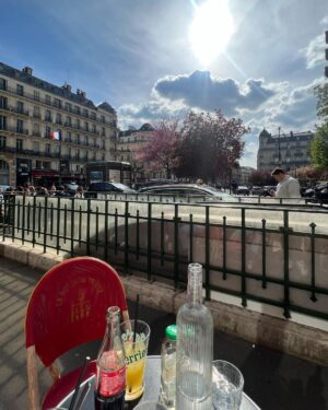 Rami Farran Instagram - L’art de rien faire ☕️