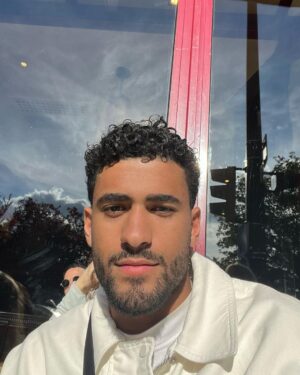 Rami Farran Instagram - L’art de rien faire ☕️