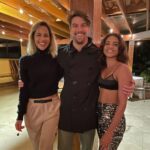 Raphael Sander Instagram - #tbt❤️ da gravação do vídeo clipe “Beijo Ocupado” das incríveis @lucyalves e @micheleandrade! Atuei como o boy que pede carona pra elas na estrada! Gravamos em março desse ano! Foi demais! . . #beijoocupado #lucyalves #micheleandrade #atorbrasileiro #brazilianactor #videoclipe São Paulo, Brazil