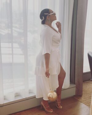 Rarriwuy Hick Instagram - You know what you’ll love about this look is that it’s all affordable. 
All you need is some @sheikeandco & @lovisajewellery and then you’re good to go. 
I have to say a big thank you to my girl @heatherleaki who FaceTimed shopped with me and helped me pick the dress. You need girls like that in your life. Love you Heta 😍😘💋 @aacta