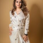 Raveena Tandon Instagram - Drama in White ….. 🤍 @nouria_by_diptiadvait @abhilasha_pret_jewelry @shayagrams Styled by @poojagulabani Style Team @hemachoudharyy Hair by @anita_matkar Shot by @deepak_das_photography Managed by @reemapandit