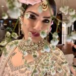 Raveena Tandon Instagram - Something about the flowers and me . ♥️😁