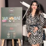 Raveena Tandon Instagram - Catchup time …. ♥️ #foreverfriendships ♥️ @hosagoa @clubjolies