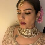 Raveena Tandon Instagram - Wedding Hues… but not without my iced coffee…and kids .. in that order😜♥️🎊🥂🎂 #thaitheknot #family sahanakrishna #bangkokblues #thailand @anantarariverside @gopalkadkade @shradhabamb