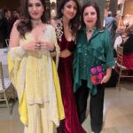 Raveena Tandon Instagram - Diwali Nights 🪔 . Thank you for the amazing get togethers my dearest @manishmalhotra05 and @theshilpashetty ! Lots of love and happiness to everyone .. May we and our children see a beautiful,peaceful new world … ♥️🙏🏻 #happynewyear
