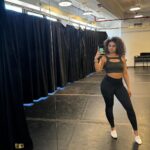Ravyn Rochelle Instagram - When the dance teacher makes you come up with your own 62 count dance.. you DELIVER 😅 check out my first YouTube vid on my new channel now also 💕 #linkinbio Columbia University