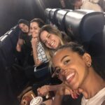Rayza Alcântara Instagram - Sobre uma noite de quarta-feira com muita risada e boas energias.✨ #photodump