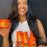 Rayza Alcântara Instagram - E não é que eu estou apaixonada!?😍 Pela linha Receitinha Milagrosa da @hairflycosmeticos #hairfly #receitinhamilagrosa #melecenoura #publi