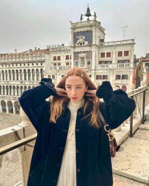 Rebecca Flint Instagram - Exploring the top of the buildings in Venice 🇮🇹 📍

#vintageprairiedress #70sprairiedress #prairiedressobsessed #prairiedress #charityshopfashion #edwardianfashion #70sdress  #neobaroque #canalettoandvenice #canalettovenezia #baroquearchitecture #18thcentury #historical #historylovers #18thcenturyart #1700s #neoclassicism #venicelife #venezia #historyofart #historyart #artandhistory #arthistorynerd #classicalpainting #arthistory #classicalart
