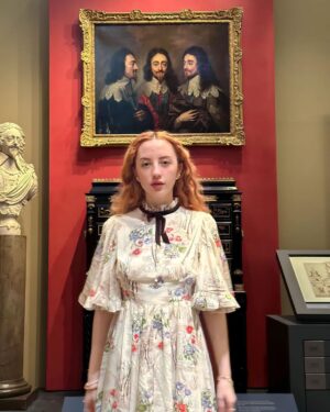 Rebecca Flint Instagram - The famous Charles I in Three Positions painting by Van Dyck is in private halls at Windsor Castle. But I was able to visit this stunning copy held in the @vamuseum 🇬🇧 this painting is one of many copies that were made of Anthony Van Dyck's original. 

It is later in date than most of the others. It is possible that it was commissioned by a supporter of the Stuart Royal Family in the mid-18th century. It may have been used as a kind of icon by opponents of the Hanoverian dynasty 🔎

#anthonyvandyck #17thcenturyart #arthistory #historyofart #charlesi #kingcharlesi #charlesiinthreepositions #bernini #royalcollectiontrust #1600sart #windsorcastle #vamuseum #vanda #charlesthefirst