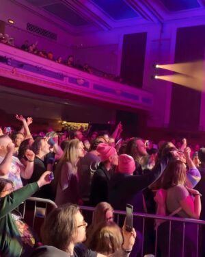 Rebecca Flint Instagram - ✨10 years of All The Lights In The Sky✨

Being a featured artist on @area11 incredible album all those years ago was such an honour, and earlier this year it was even more of a privilege to join them on stage to sing our song together Shi No Barado in London for their tour 🎤 !!

This was a huge test for my confidence but I was so proud and pleased to be able to do it plus I had my friends supporting at my side! 🫶 and an amazing crowd singing all the words with me 😭

I’ll be joining them again THIS SATURDAY in Leeds 📍 @area11 for the last tickets left! 🌌