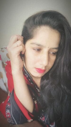 Reeta Mewada Instagram - ❤️It’s true #pyar #sad #myself #trending #lovestatus follow @reetamewada18 🙏🏻❤️ #brokenheart ❤️