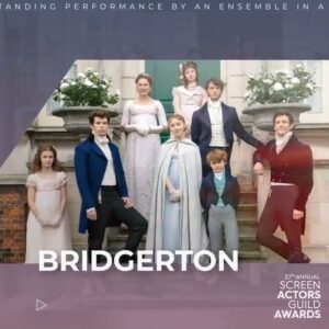 Regé-Jean Page Instagram - There’s something extra special about being seen by your peers. Bravo team Bridgerton, for being seen as among the very finest of the world’s collective companies of peerless players! 💫

•

@sagawards 
@bridgertonnetflix 
@netflix 
@shondaland 
#Bridgerton
#sagawards